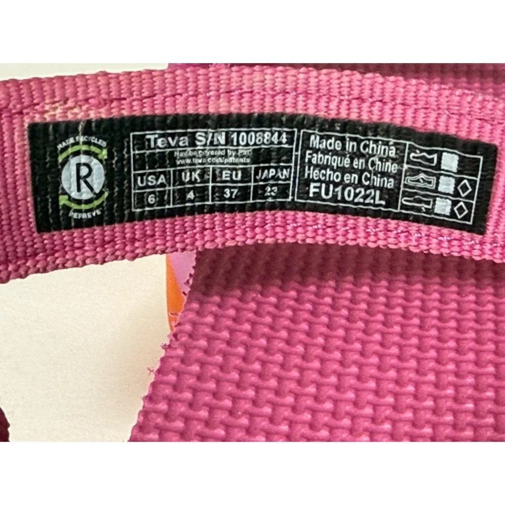Teva Platform Universal Flatform Sandals Women's Size 6 US Pink /Orange 1008844